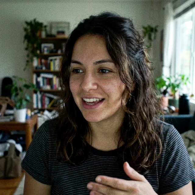 Lucía V.